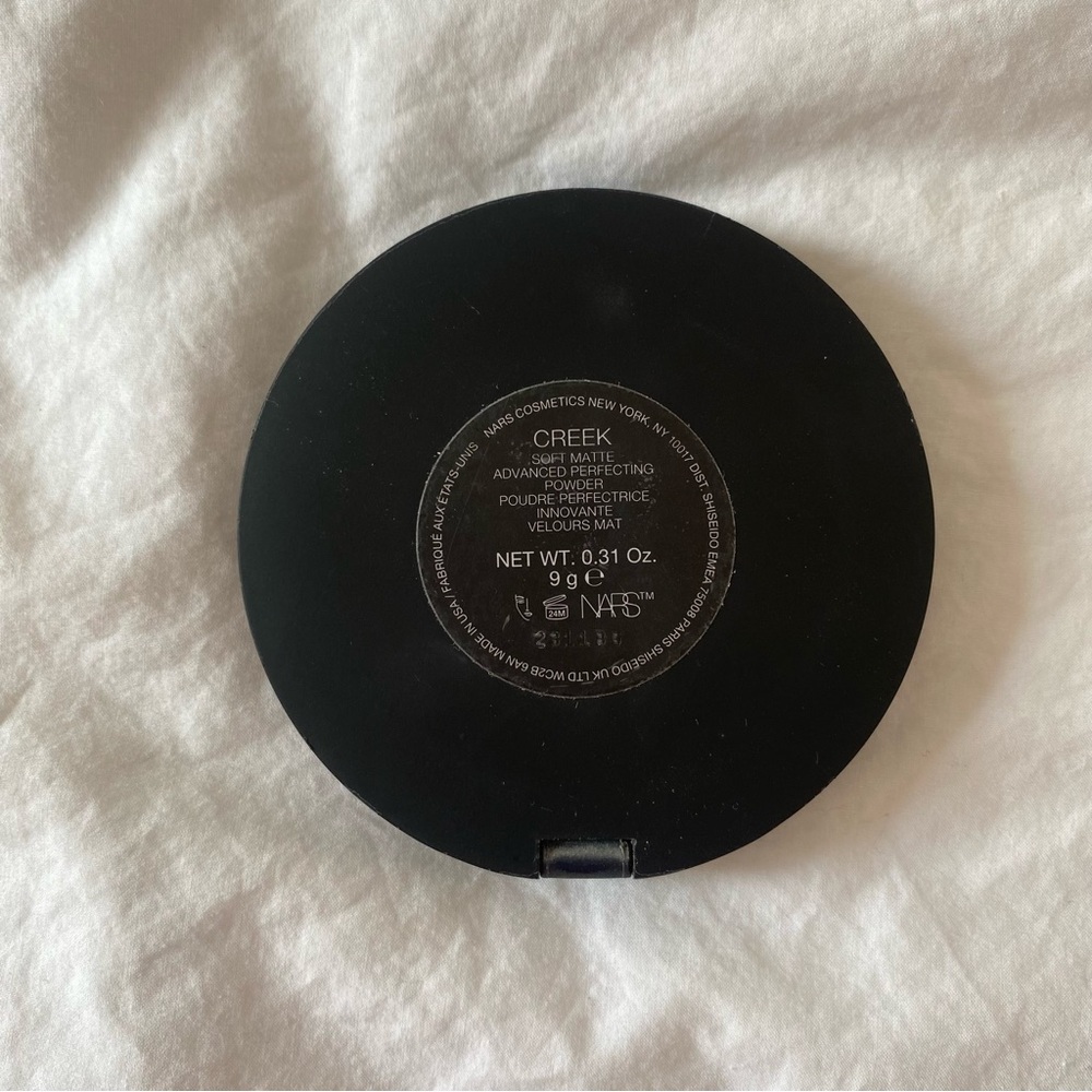 NARS Soft Matte Advanced Perfecting Powder - Picture 4 of 5